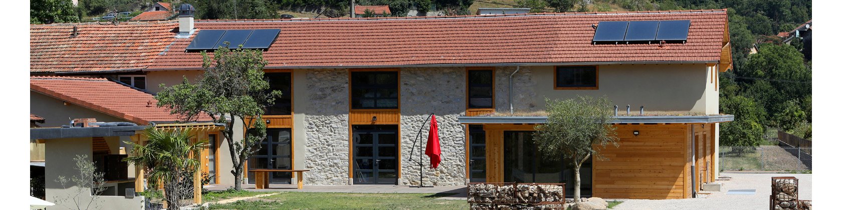 Gîte de groupes Son Gîte de groupes peut accueillir 20 (...), Au Calme pour travailler ou se reposer (...)
